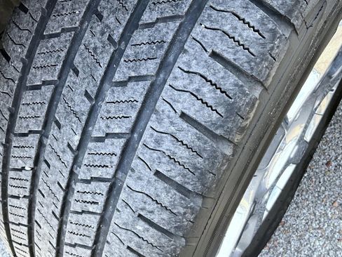 Used 2014 Ford Expedition Limited w/ Equipment Group 301A AWD/4WD image 27