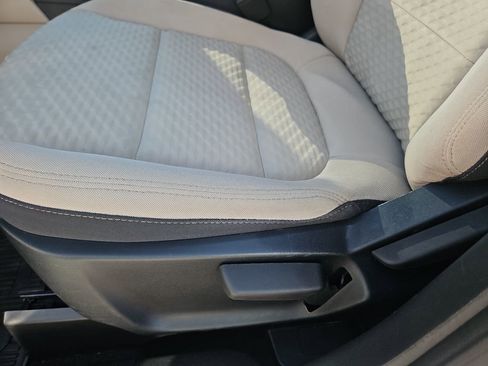 Used 2022 Ford Escape SE w/ Cold Weather Package image 20