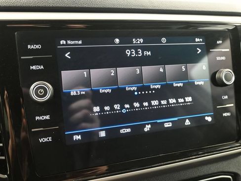 Used 2023 Volkswagen Atlas SE AWD/4WD image 16