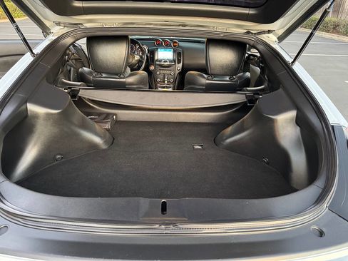 Used 2014 Nissan 370Z Touring w/ Sport Package image 18