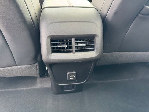 Used 2022 Chevrolet Equinox RS w/ RS Leather Package image 14