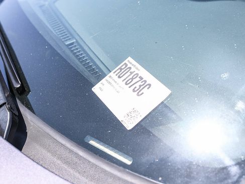 Used 2017 Honda Accord LX image 29