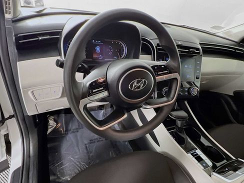 Certified 2023 Hyundai Tucson SEL AWD/4WD image 11