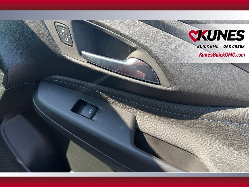 Used 2026 Buick Envista Sport Touring w/ Convenience I Package FWD image 39