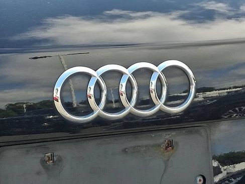 Used 2014 Audi Q5 2.0T Premium w/ Lighting Package AWD/4WD image 32