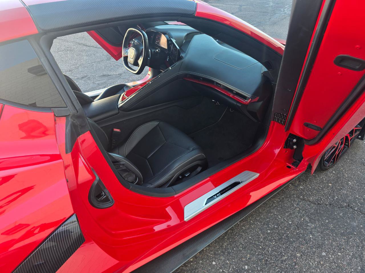 Used 2020 Chevrolet Corvette Stingray Coupe w/ 1LT RWD image 5