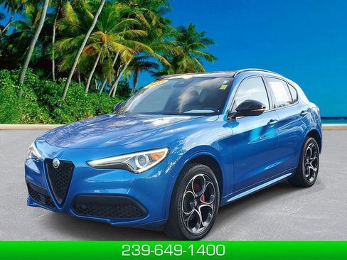 Used 2023 Alfa Romeo Stelvio Veloce image 1