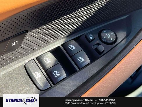 Used 2025 BMW i4 xDrive40i w/ Parking Assistance Package image 18