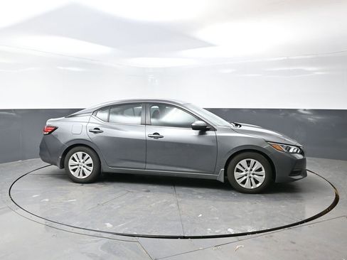 Used 2023 Nissan Sentra S image 3