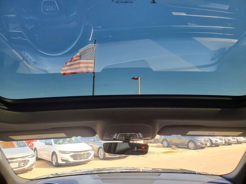 Used 2019 Audi Q8 Premium Plus image 10