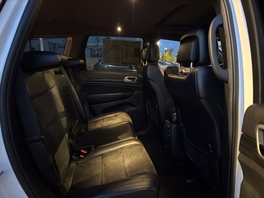 Used 2020 Jeep Grand Cherokee Altitude AWD/4WD image 13