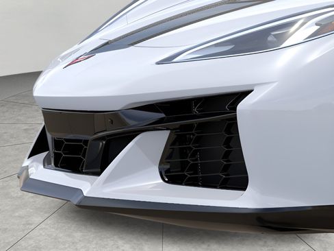 Used 2027 Chevrolet Corvette Z06 RWD image 13