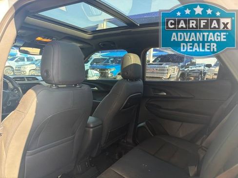 Used 2023 Chevrolet TrailBlazer RS w/ Sun and Liftgate Package FWD image 7
