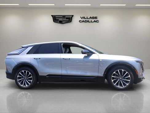 Certified 2024 Cadillac Lyriq Sport RWD image 6