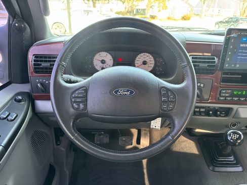 Used 2007 Ford F350 Lariat image 21