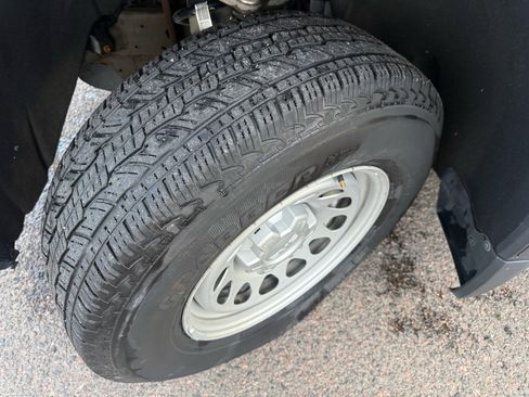 Used 2021 GMC Sierra 1500 4x4 Regular Cab w/ Trailering Package image 31