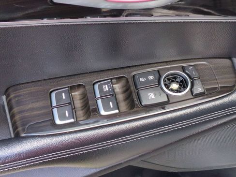 Used 2019 Kia Sorento L FWD image 15