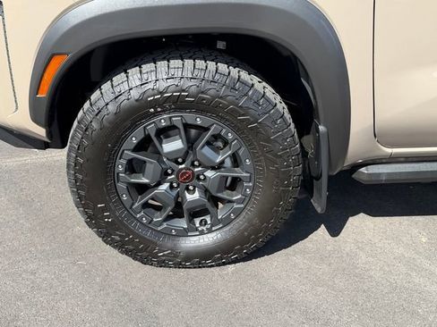 Certified 2024 Nissan Frontier PRO-4X w/ Pro Premium Package AWD/4WD image 28