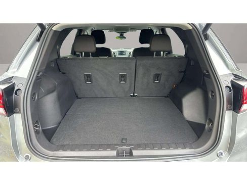 Used 2024 Chevrolet Equinox LT AWD/4WD image 9