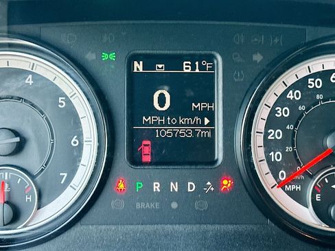 Used 2021 RAM 1500 Classic SLT image 13