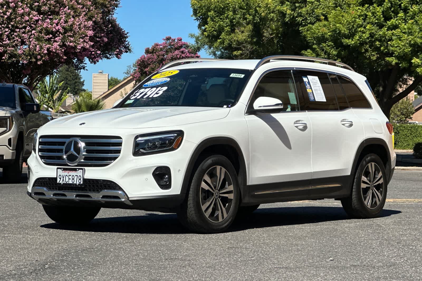 Certified 2025 Mercedes-Benz GLB 250 image 7