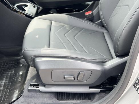 New 2025 BMW X1 xDrive28i w/ Technology Package image 11