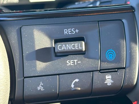 New 2026 Nissan Kicks SR w/ Cold Weather Package image 23