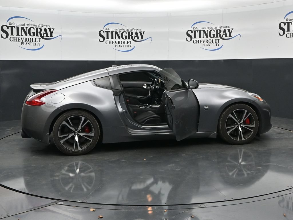 Used 2020 Nissan 370Z Touring Sport RWD image 36