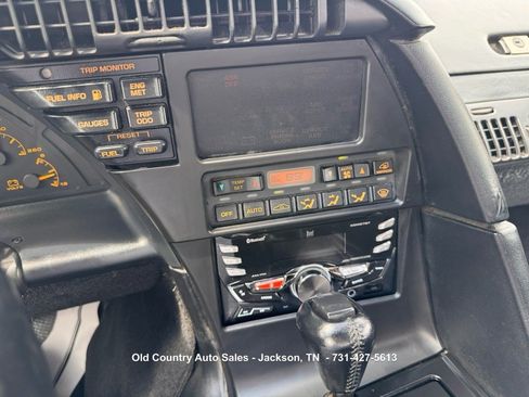 Used 1992 Chevrolet Corvette Convertible RWD image 6