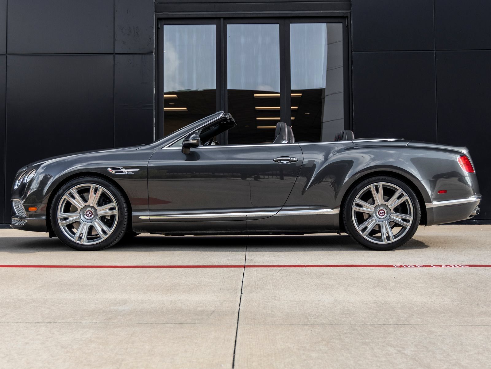 Used 2017 Bentley Continental GT AWD/4WD image 10