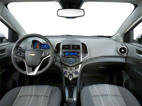 Used 2012 Chevrolet Sonic LS FWD image 10
