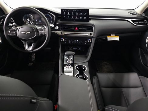 Used 2026 Genesis G70 2.5T image 8
