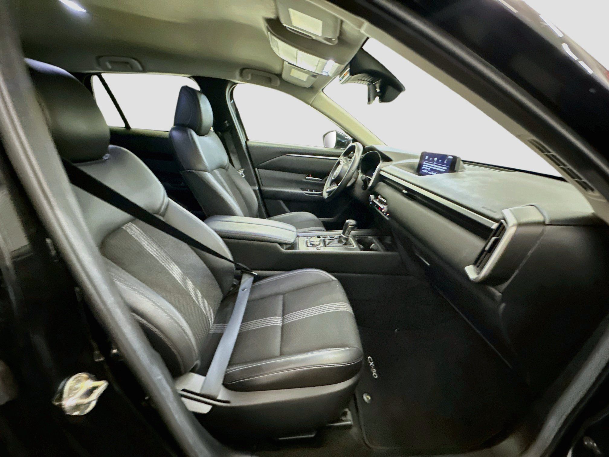 Used 2025 MAZDA CX-50 AWD 2.5 S w/ Preferred Package image 32