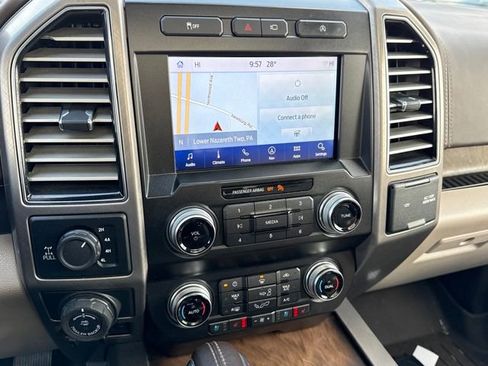 Used 2019 Ford F150 Limited w/ Trailer Tow Package image 20