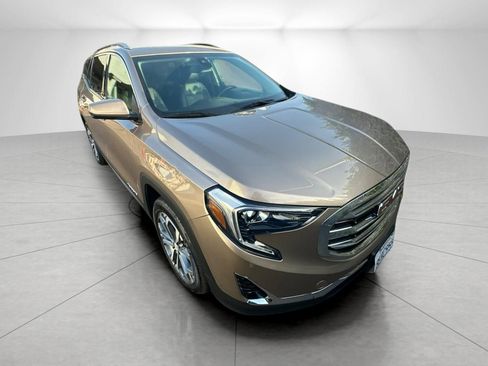 Used 2018 GMC Terrain SLT w/ Preferred Package image 1