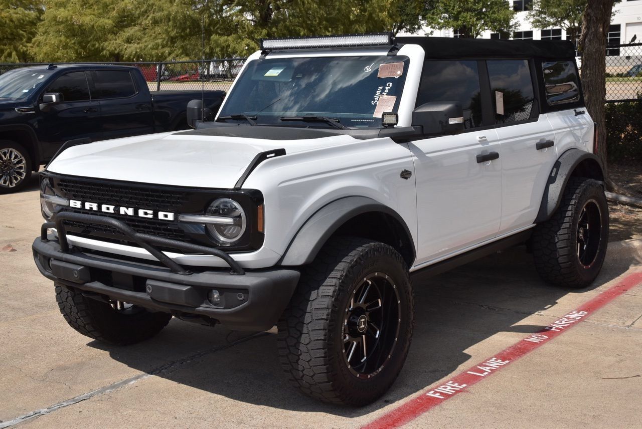 Used 2022 Ford Bronco Wildtrak AWD/4WD image 2