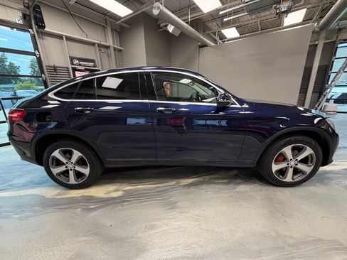 Used 2017 Mercedes-Benz GLC 300 4MATIC Coupe image 31