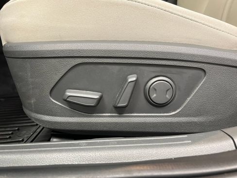 Used 2025 Hyundai Sonata SEL FWD image 13