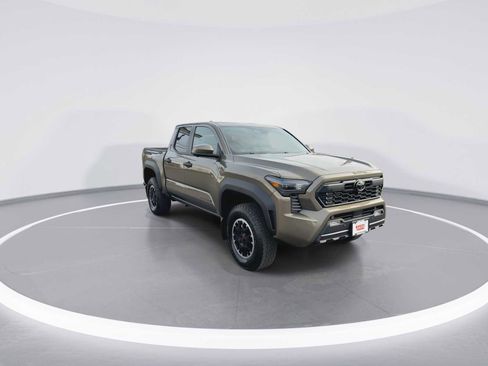 New 2026 Toyota Tacoma TRD Off-Road image 2