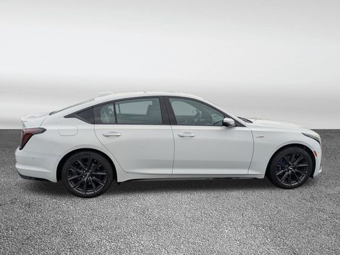 Certified 2025 Cadillac CT5 V image 21