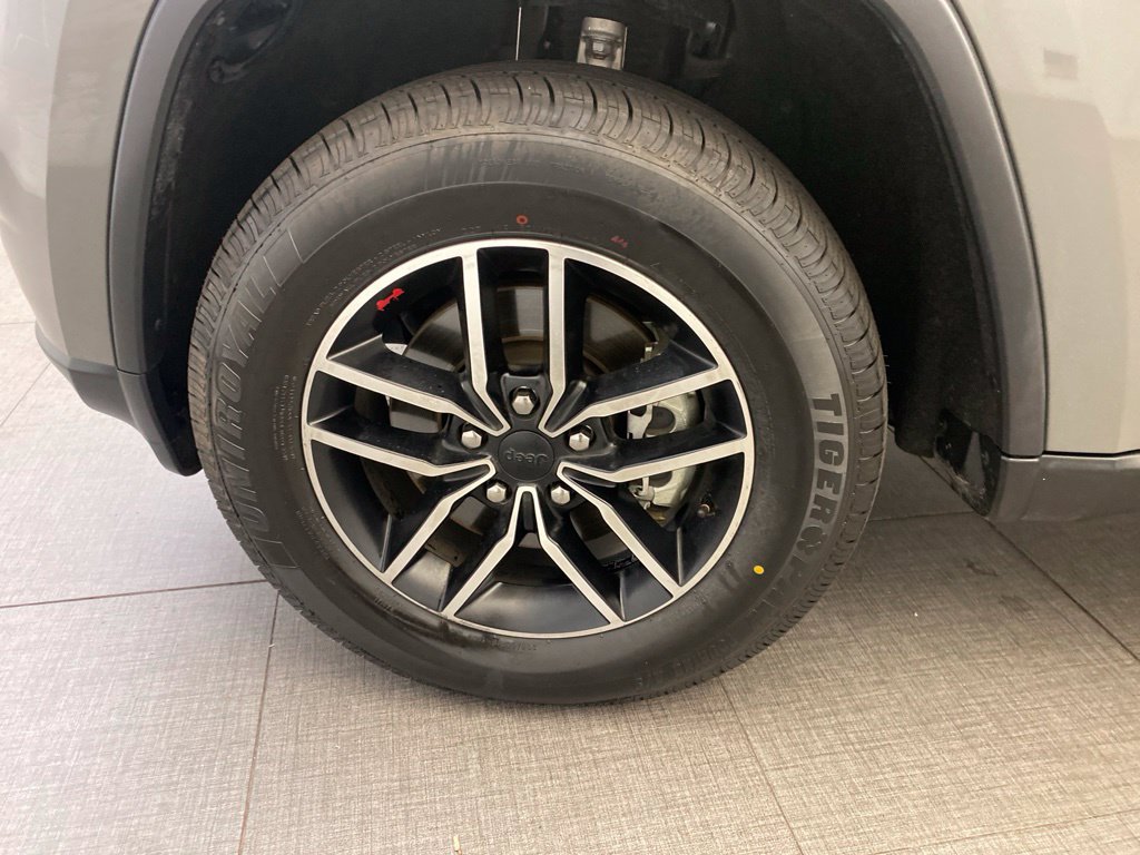 Used 2020 Jeep Grand Cherokee Trailhawk AWD/4WD image 10