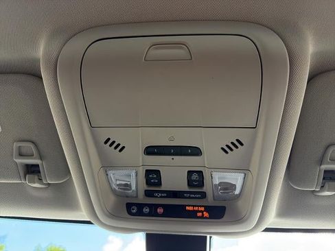 Used 2023 GMC Terrain Denali w/ LPO, Floor Liner Package AWD/4WD image 34