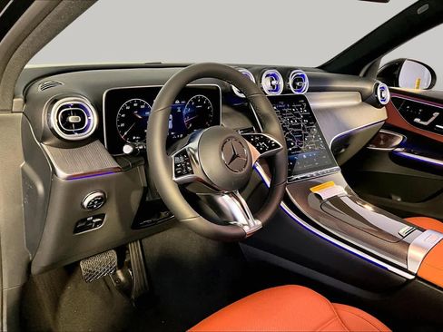New 2026 Mercedes-Benz GLC 300 4MATIC image 9