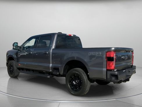 New 2026 Ford F250 Lariat w/ Black Appearance Package image 19