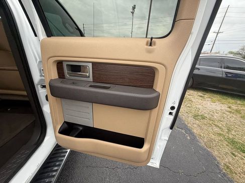 Used 2013 Ford F150 Lariat w/ Mid Equipment Group image 20