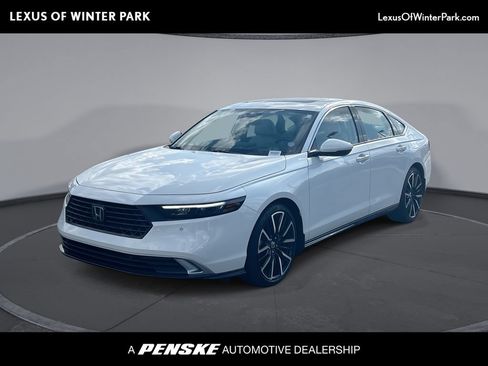 Used 2024 Honda Accord Touring image 1