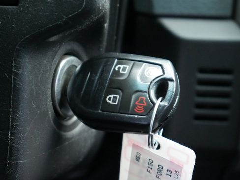 Used 2013 Ford F150 XLT w/ Luxury Equipment Group image 9