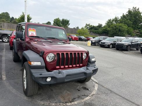 Used 2022 Jeep Wrangler Unlimited Sport AWD/4WD image 1
