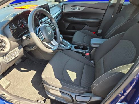 Used 2021 Kia Forte LXS FWD image 15