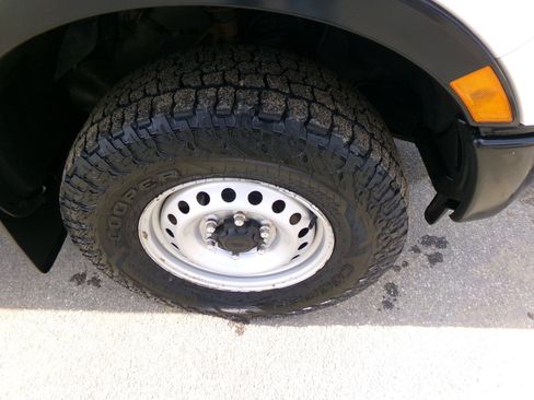 Used 2020 Ford Ranger XL w/ Equipment Group 101A Mid image 14